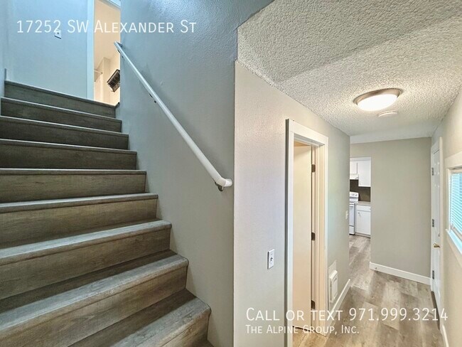 Building Photo - 17252 SW Alexander St
