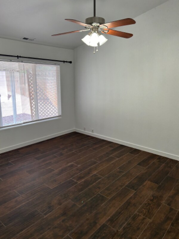 Building Photo - 6775 Summer Grace St