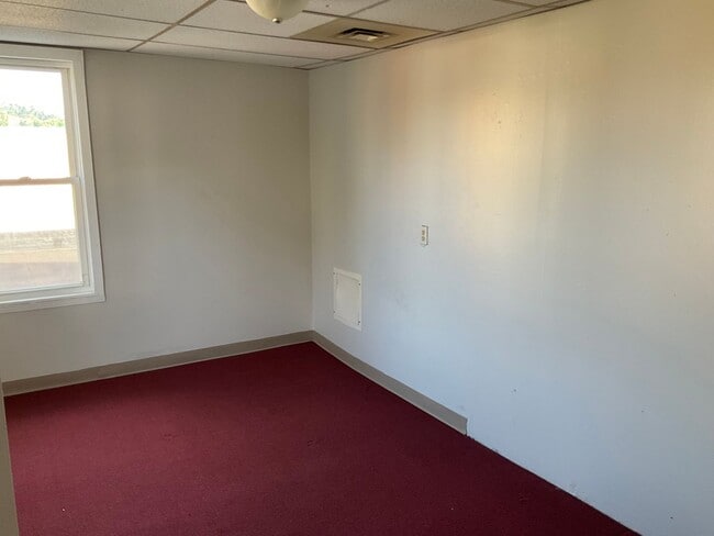 Building Photo - 508 Chestnut St