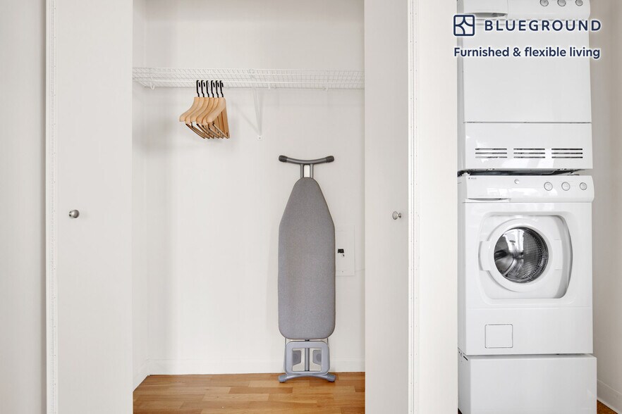 Building Photo - 4-75 48th Avenue-SI FL33-ID849