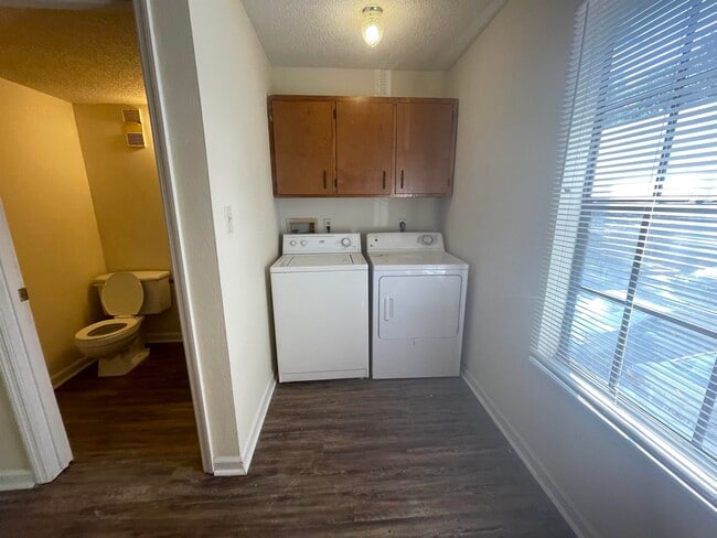 Building Photo - 2271 Green Timbers Trail