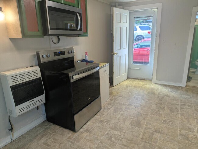 Building Photo - 508 Acton St