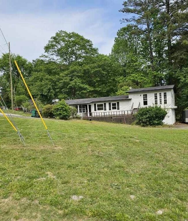 Building Photo - 970 Allgood Rd NE