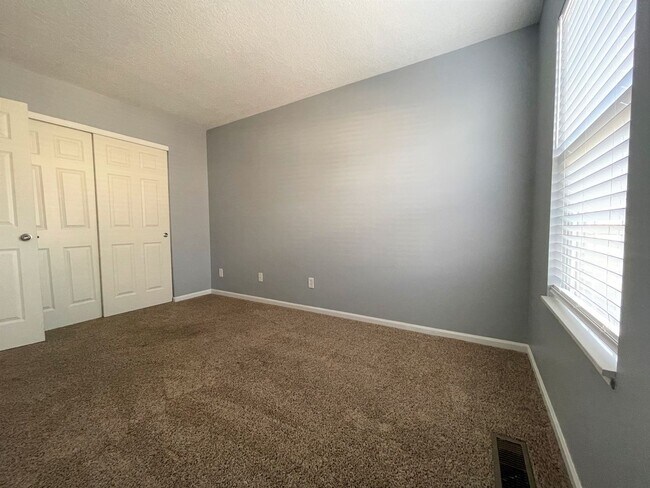 Building Photo - 1251 Hall Ln