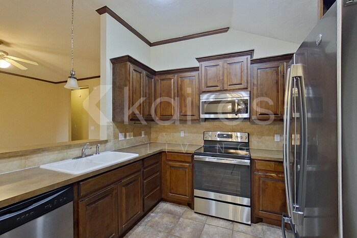 Building Photo - 4920 NW 164th Terrace