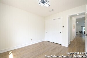 Building Photo - 940 Hedgestone Dr