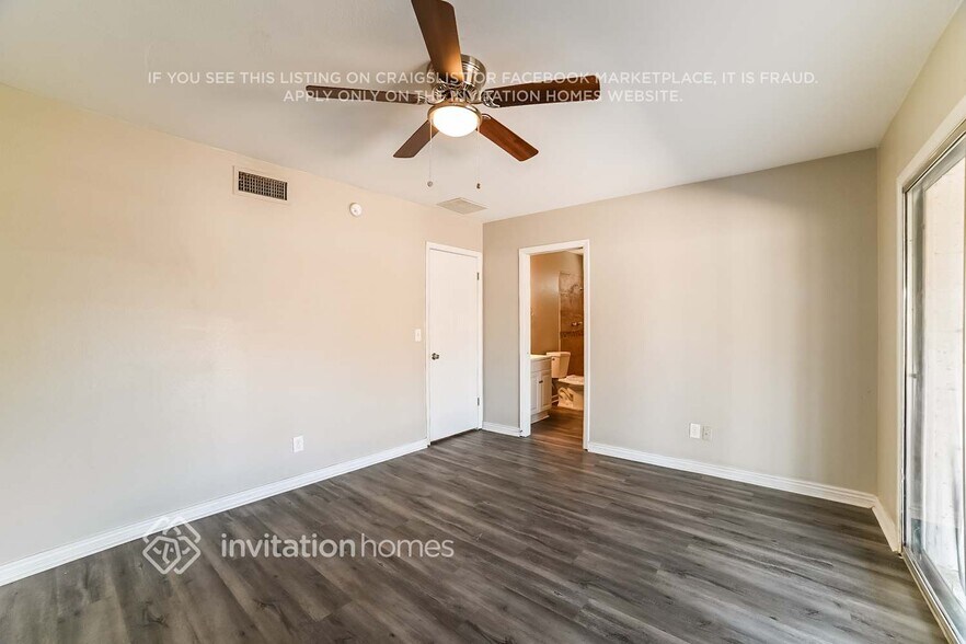 Building Photo - 6944 W Comet Ave