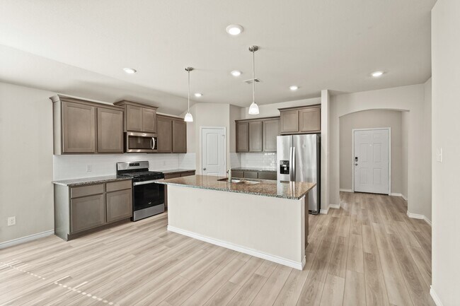 Building Photo - 1164 Kennesaw Dr