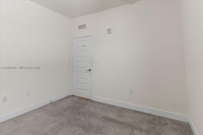Building Photo - 8031 NW 104th Ave
