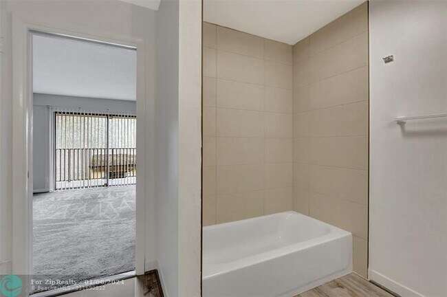 Building Photo - 97 Deer Creek Rd