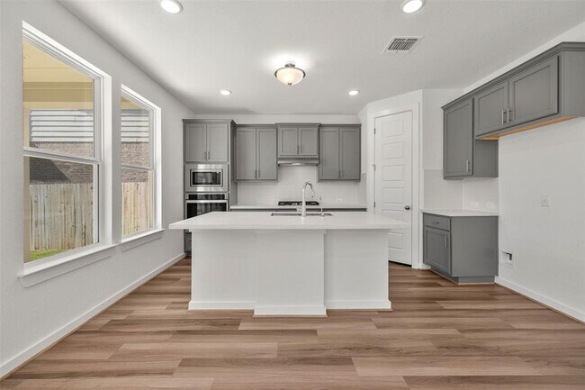 Building Photo - 176 Alicante Ln