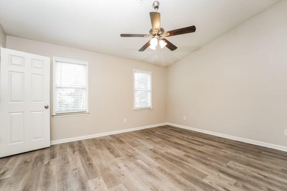 Building Photo - 3280 Pond Ridge Trail