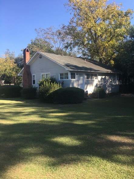 Building Photo - 108 Cannon Dr