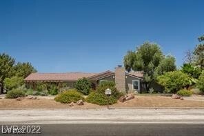 Building Photo - 5945 N El Capitan Way