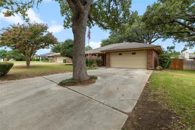 Building Photo - 2808 Roundup Trail