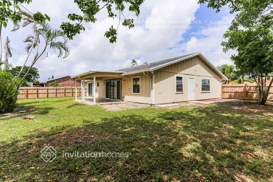 Building Photo - 3020 Caribb Wy