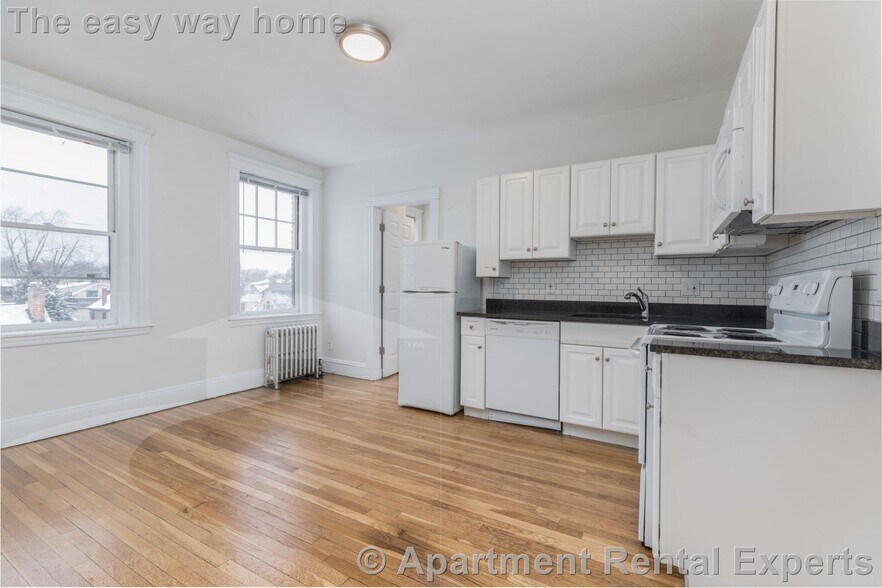 Building Photo - 30 Langdon St