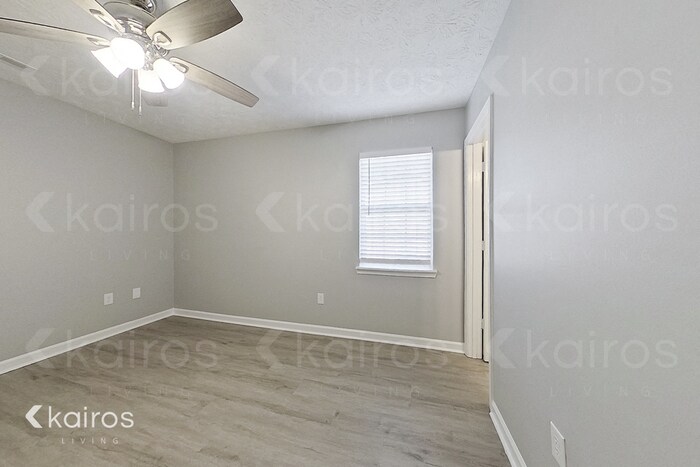 Building Photo - 200 Deer Pkwy