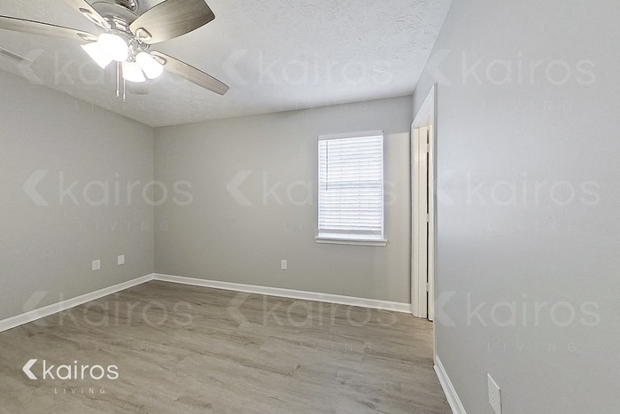 Building Photo - 200 Deer Pkwy