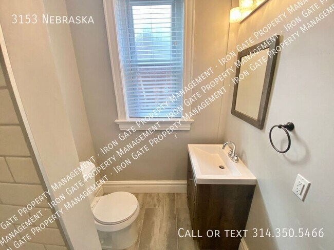 Building Photo - 3153 Nebraska-