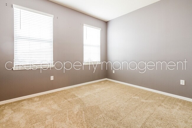 Building Photo - 4/2 Home in Kissimmee