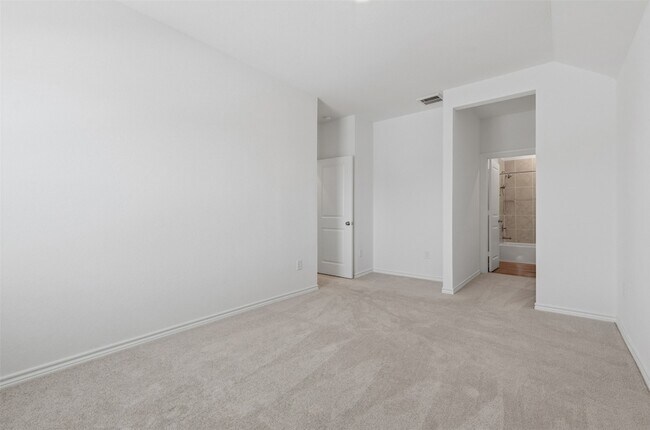 Building Photo - 14383 Cedar Shadow Dr