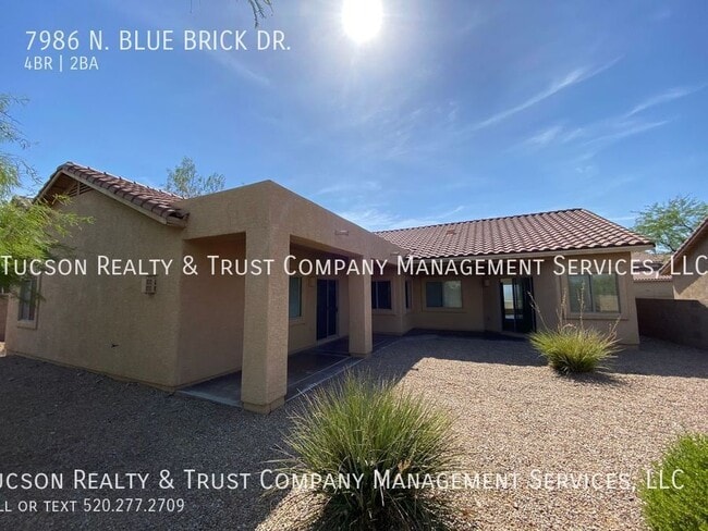 Building Photo - 7986 N Blue Brick Dr