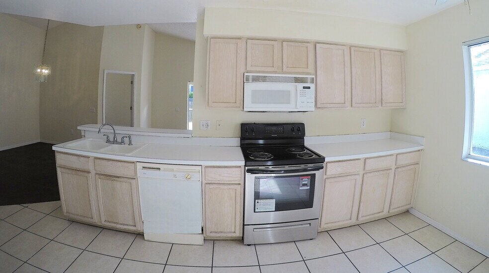Building Photo - 519 Sonoma Dr