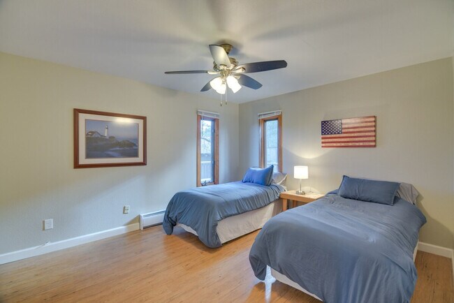 Building Photo - 465 Springmeadow Way