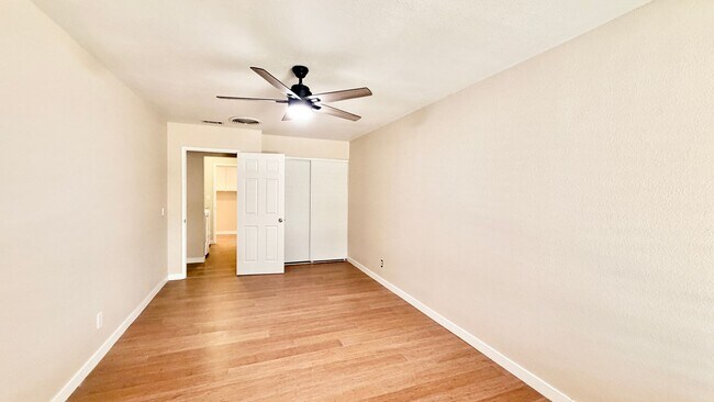 Building Photo - Recently updated Single-Story Home in the lovely community of Wildomar!