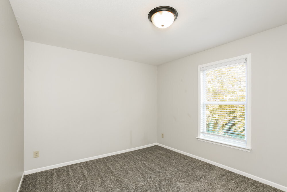 Building Photo - 10718 Pavilion Dr