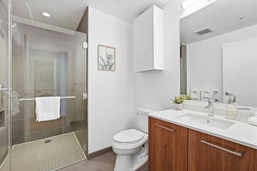 Building Photo - 399 Fremont St