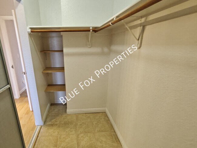 Building Photo - 8854 E Citrus Tree Dr