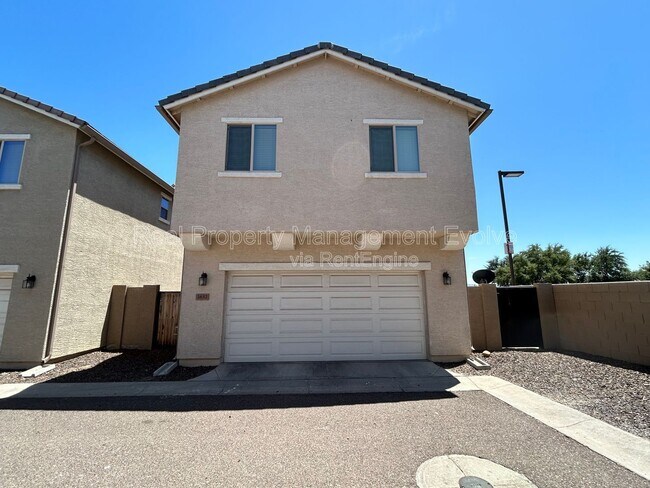 Building Photo - 2632 N 73rd Glen