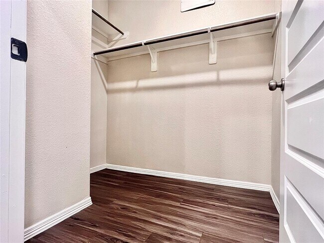 Building Photo - 21122 Voyage Ln