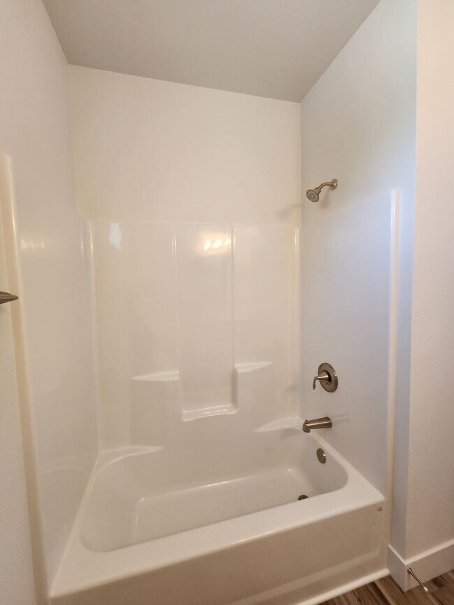 Building Photo - Beautiful Brand New Modern Apartment Homes...