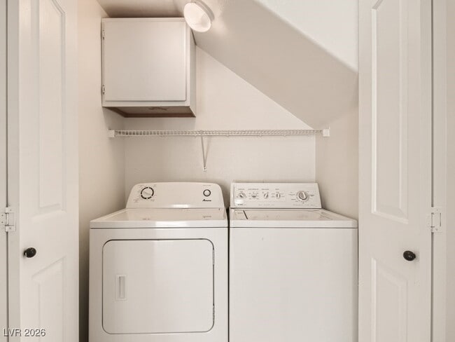 Building Photo - 7764 Howard Dade Ave