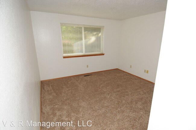 Building Photo - 1485-1487 Woodside Ct SE
