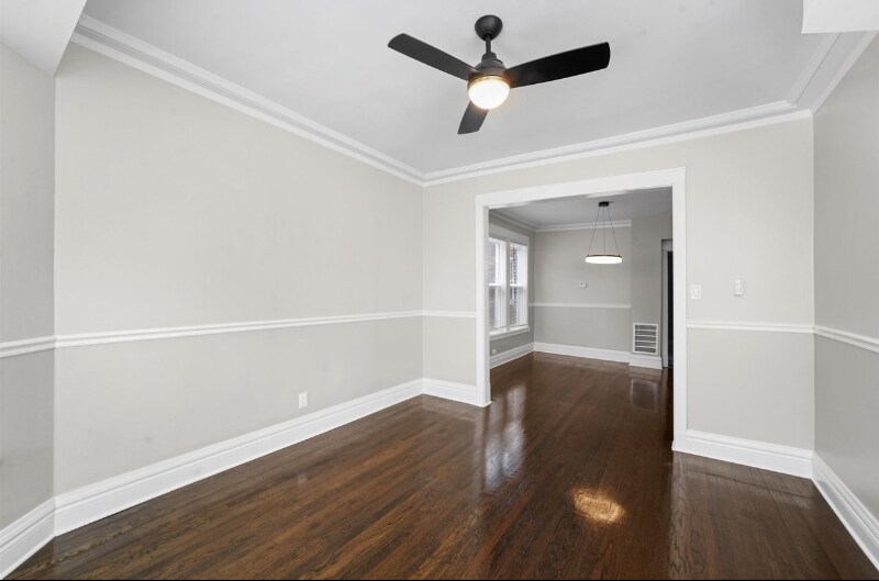 Building Photo - 7548 S Harvard Ave