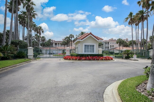 Building Photo - Fully Furnished 3/3 Ocean Grande Condo