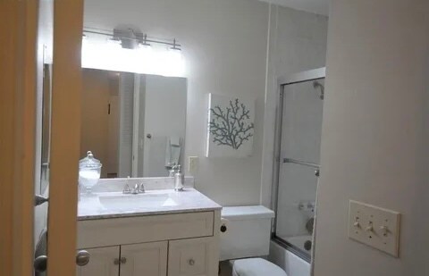 Primary Photo - 2562 Walnut Blvd