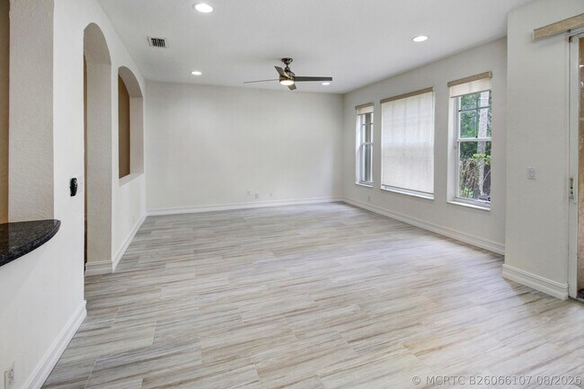 Building Photo - 5794 NW 119th Terrace