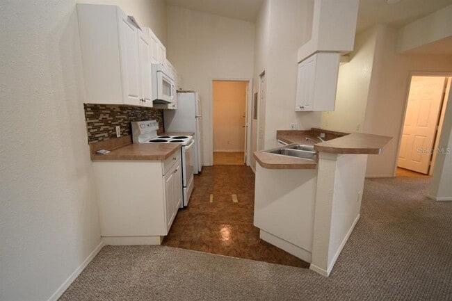 Building Photo - 36015 Deer Creek Dr