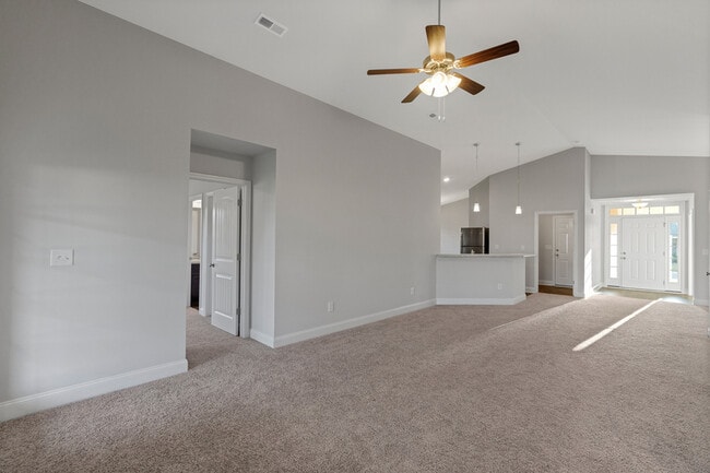Building Photo - 105 Sorrelweed Dr