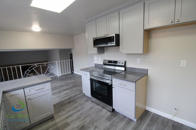 Building Photo - $4595 - **COMING SOON** Large spacious upd...