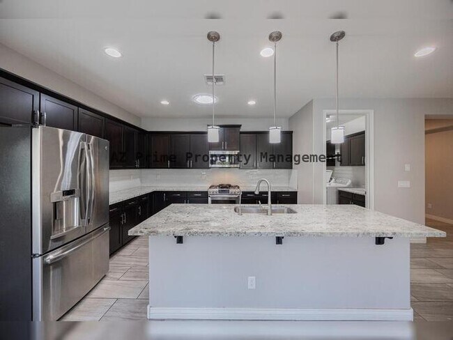 Building Photo - 2612 W Perola Dr