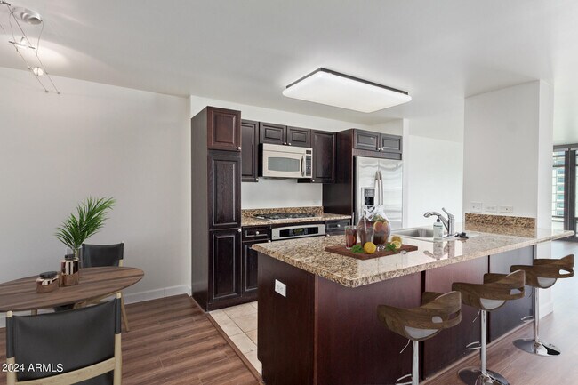 Building Photo - 4808 N 24th St
