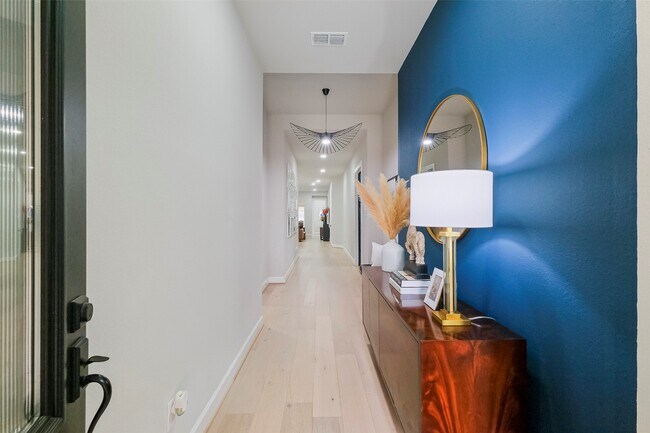 Building Photo - 2310 Precision Ln