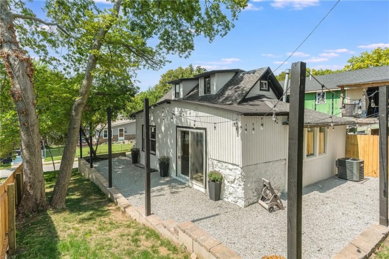 Building Photo - 4635 Genessee St