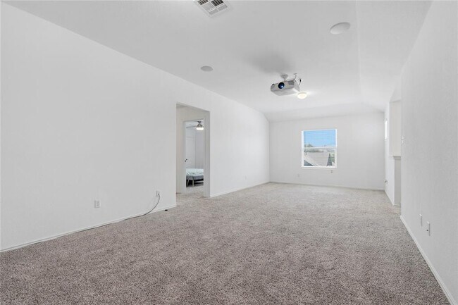 Building Photo - 100 Wind Flower Ln